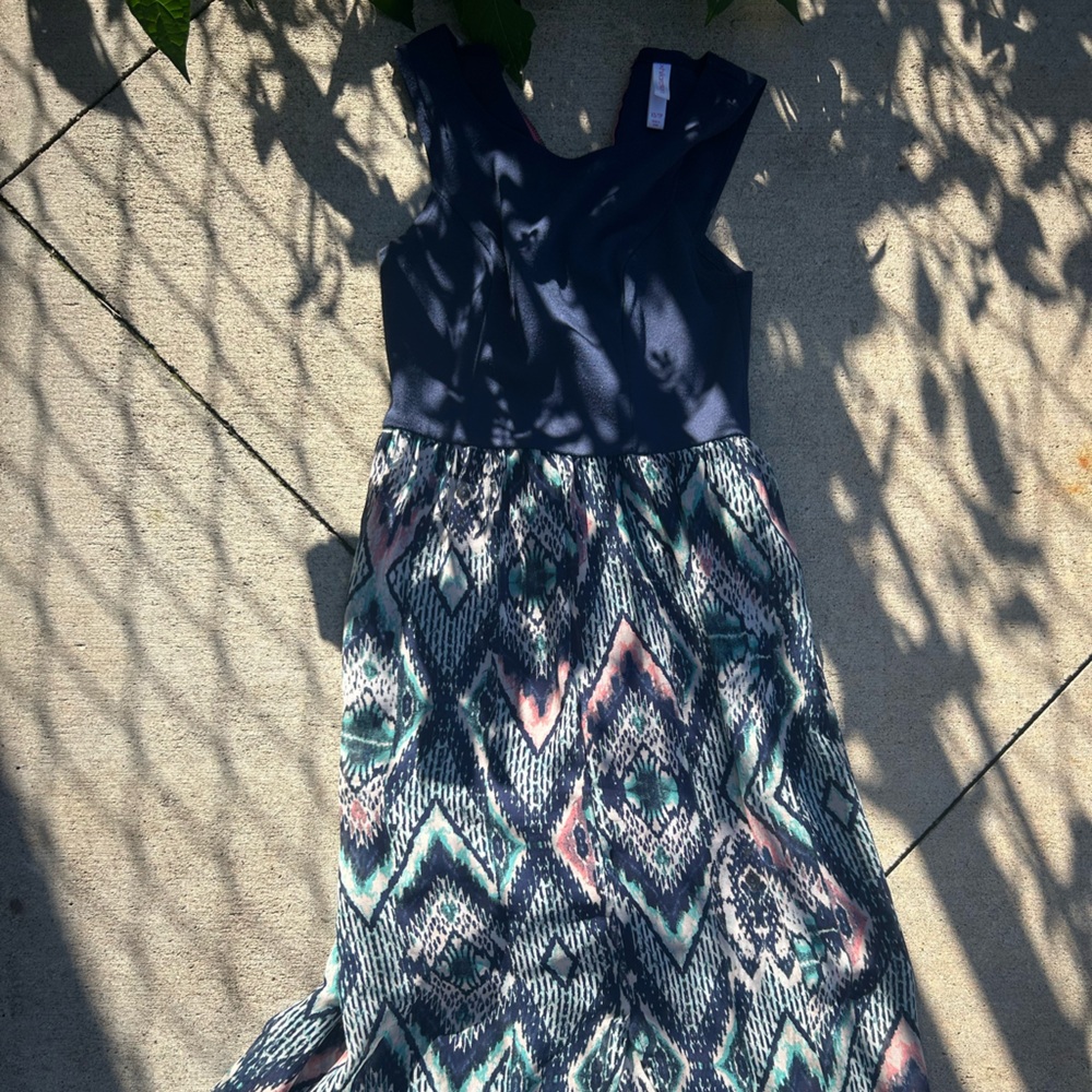 Xhilaration Navy Sleeveless Top
